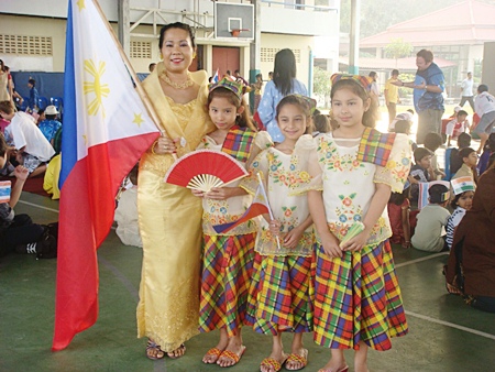 Filipinos in their stunning and beautiful costumes.